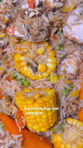 This crab fried rice will make your family respect you #omoyecooks #fyp #foryoupage 
