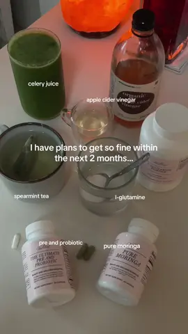 This glow up is personal… #becomingthatgirl #onlygirlswillunderstand #GlowUp #bestsupplements #celeryjuice #puremoringa #theultimatepreandprobiotic #spearmint #lglutamine #guthealth #applecifervinegar 