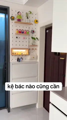 Sự kết hợp của tủ giày có lỗ giúp tăng thêm hai mét vuông không gian lưu trữ ở lối vào, thật tuyệt vời #tấm đục lỗ#tủ giày#lưu trữ căn hộ nhỏ#cải tạo lối vào#thư viện cảm hứng trang trí  giày đục lỗ trữ tiết kiệm không gian chỉnh tấm đục lỗ# Tủ giày siêu mỏng