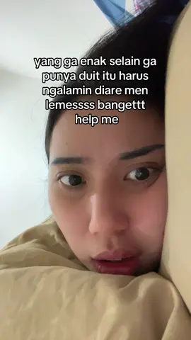 terpantau hari ini udh pup 20x 😩😧