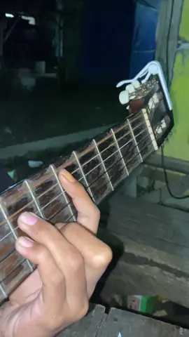 #VoiceEffects 😭💃💃#fypシ゚viral🖤tiktok #gitartongkrongan #fypシ゚viral🖤tiktok #fypp #xyzbca #coverlagu 