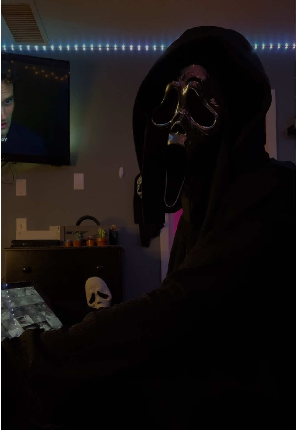 🖤🥀 #you #maskedmen #darkromance 