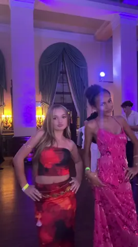 the sweetest! @deja 🦦 #fyp #viral #trending #dance #paultooreall #collab #party