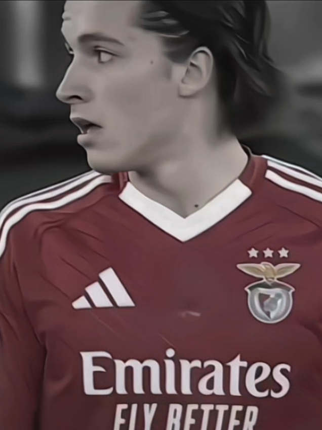 الفارو كاريراس هلا مدريد 🤍🤍🥹 #realmadrid #ريال_مدريد #fyp #اكسبلورexplore #كاريراس 