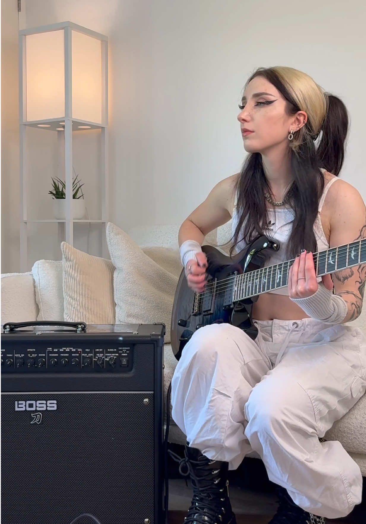 FREE MASTERCLASS WITH @BOSS ✨ I will be giving a free masterclass at the Roland store on Denmark Street in London this week, on July 17th in association with BOSS. I’ll be showing you how to dial in sick tones with the BOSS Katana, and more 💅🏻 Ticket link in bio 🔗 See you there! #guitar #guitarist #femaleguitarist #guitarplayer #guitargirl #prsguitars #daddario #boss #roland #bosskatana