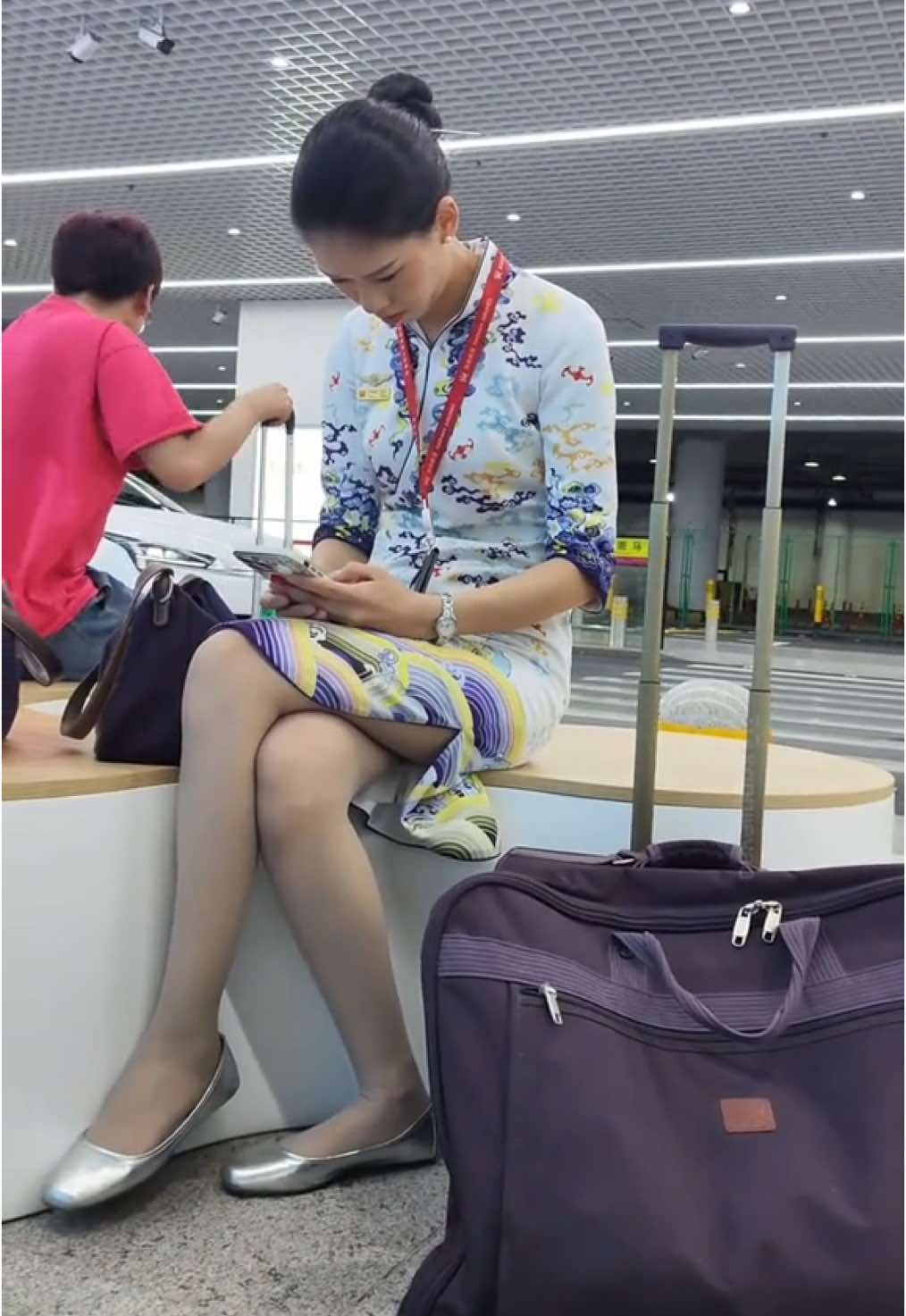 海航大长腿 #空姐 #空姐的日常 #空姐制服 #美腿 #大长腿 #美女 #丝袜 