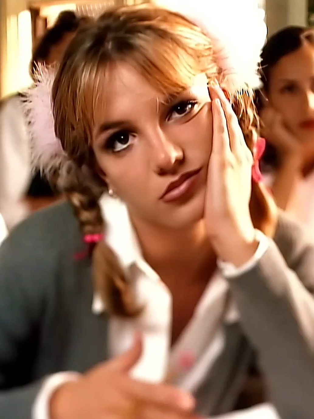 i miss the vevo era <3 — #vevo #britneyspears #backstreetboys #rihanna #taylorswiftedit #fifhtharmony #arianagrande #justinbieber #onedirection #megantrainor #shakira #nostalgic #foryoupage #aesthetic #2000s #katyperry #drake #brunomars #edits 