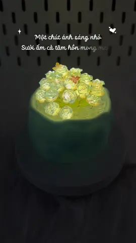 Cùng Healingg một chút với chiếc đèn nhỏ xinh dịu dàng… #tiemhoamimi #DIY #denhoatulip #denhandmade #gift