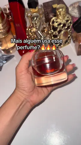 Esse é pra causar! #perfumetiktok #perfumesimportados #perfumes #scandal #trendperfume 