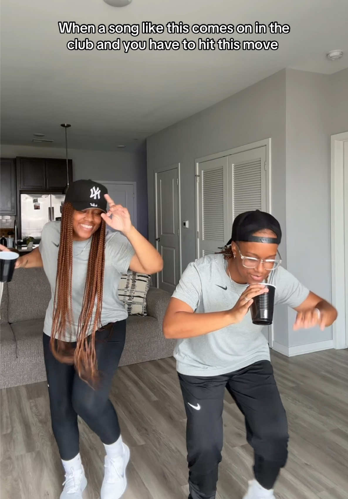 This or we jumping 🤣🕺🏼 #foryou #twins 