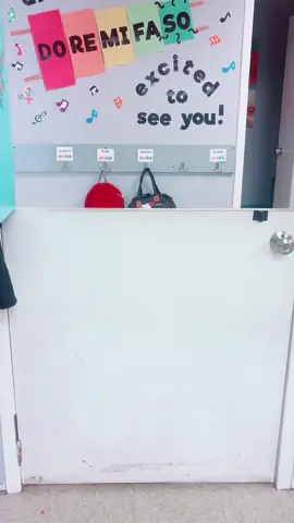 What is like working with your bestie ? #fyp #summervibes #goals 