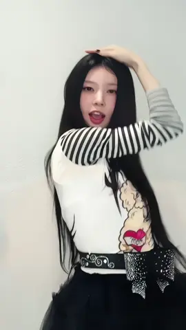 #MOKA:: fancam rare aesthetic 4k branca e preta da moka illit | #fancam #contamoot #rara #paravoce 