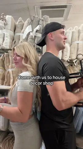 This makes shopping so much more fun 🤣❤️