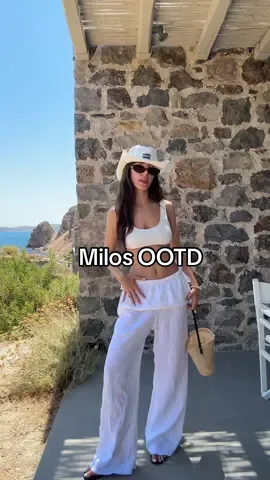 This miu miu cowboy hat is my whole personality now  #OOTD #fashiontiktok #eurosummer 