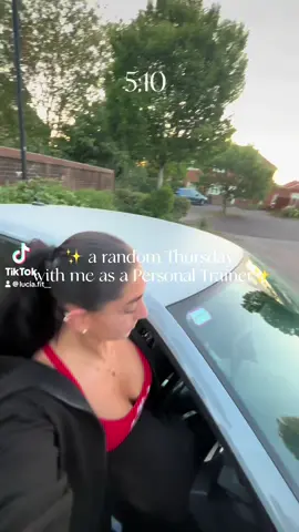 ✨ a random Thursday with me as a Personal trainer🏋🏽‍♀️✨ BRISTOL Thursday Class schedule: Red Zone (HIIT) : 6 AM SWEAT! (HIIT) : 9:30 AM Sculpt (Full body strength class) : 18:30 PM Excuse the nasaly voice, was recovering!🤧 #dayinthelife #personaltrainer #bristol #thursdaythings #training #gymclass #frive #Fitness #bristolgym #Vlog #thursdayfeeling #fyp #myprotein #hiit #strengthclass #work #workout #pt #bristolpt