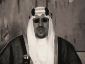 King Saud University  جامعة الملك سعود تُعدّ من أعرق الجامعات في المملكة العربية السعودية والعالم العربي. تأسست عام 1377هـ (1957م) في مدينة الرياض، وهي أول جامعة حكومية في السعودية. تتميز الجامعة بتنوع تخصصاتها الأكاديمية، ما بين الطب والهندسة والعلوم والآداب، وتوفر بيئة تعليمية متميزة تُشجع على البحث العلمي والابتكار. تُولي الجامعة اهتمامًا كبيرًا بالطلاب والطالبات من خلال مرافق حديثة، وكوادر تعليمية مؤهلة، وبرامج تطويرية تُواكب تطلعات رؤية المملكة 2030. كما تُعد من الجامعات الرائدة في التصنيفات العالمية، وتحظى بسمعة قوية محليًا وعالميًا