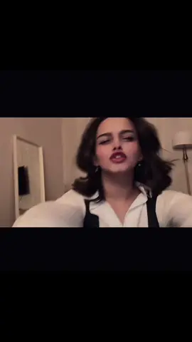 اهخخ قلبيي #CapCut #زهرانيه_702 #رسيل💕 #اكسبلورexplore #اغاني #تصميم_فيديوهات🎶🎤🎬 @Bella Rasil 