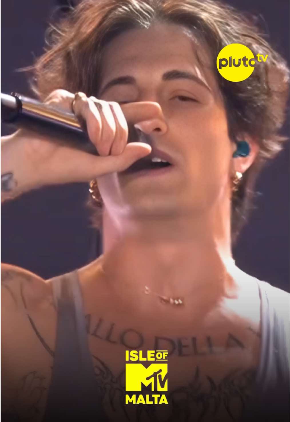 @damianodavid es el dueño del escenario 🔥 ¿Que esperas? Sumate ya a #IsleOfMalta por #PlutoTV #MTV #DamianoDavid