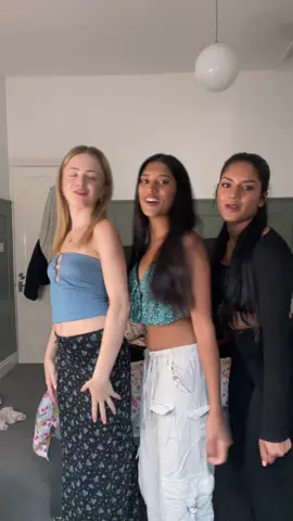 we couldn’t do it properly 😭 #mallu #whitegirl #trio #indian #fyp #desi #slaytheday #Wales #girlstrip #girlsnight 