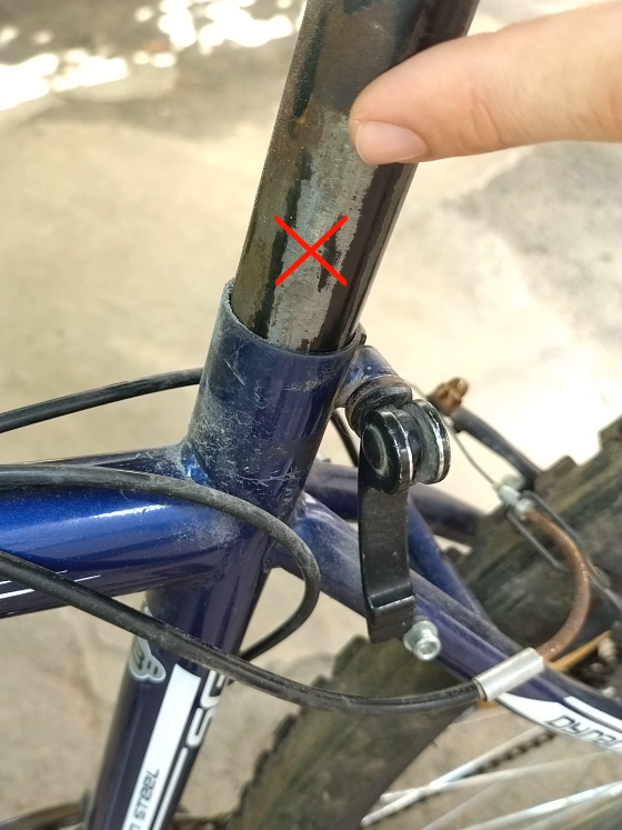 Cyclists, this Life Hack Life Hack will Come in Handy to Protect Your Bike from Rust and Dirt #bike #tips #tricks #bicicleta #lifehacks 