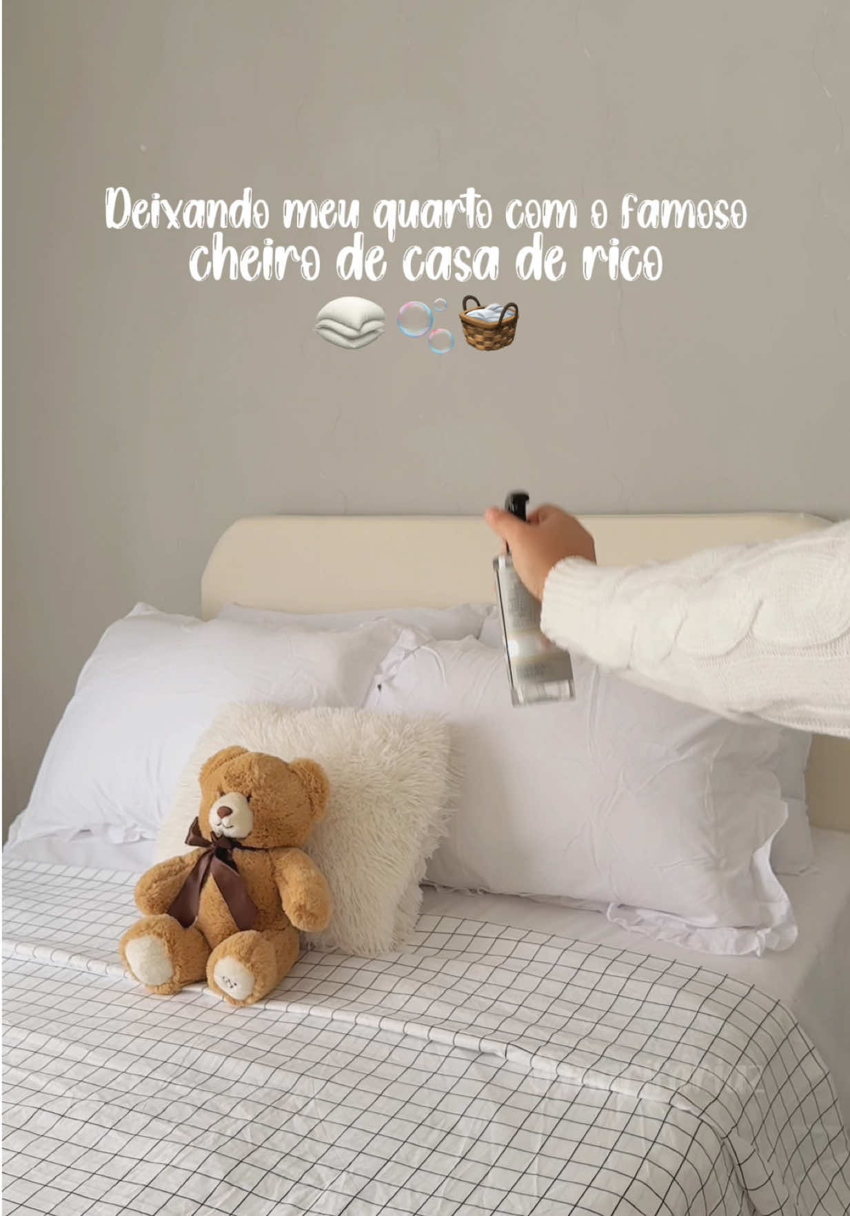 o melhor cheiro de casa limpa que já sentir 🥺 realmente é tudo isso que falam🤍  #comprinhastiktokshop #tiktokshop #roommakeover organizando meu quarto, kit coala chá branco, quarto limpo, cleaning room, quarto cheiroso 