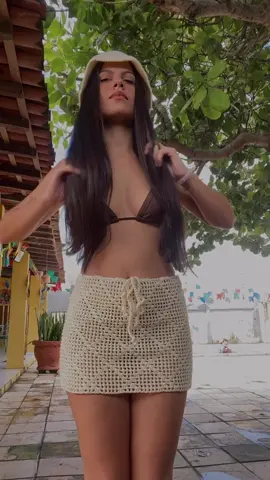 Saia + bucket disponível no nosso catálogo do WhatsApp! #crochet #croche #handmade #modapraia #modafeminina #conjuntocroche #lojaonline 