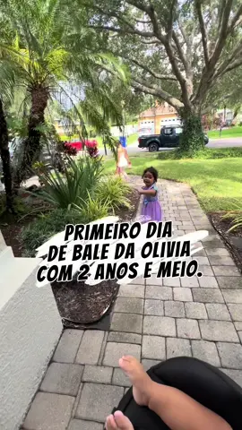 Primeiro dia de ballet da minha princesinha 🩷#momlife #MomsofTikTok 