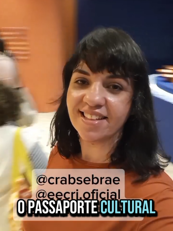 🧵✨ Um mergulho na arte que conta histórias! Visitei o CRAB no coração do Rio e me encantei com cada detalhe do artesanato brasileiro. Cultura, tradição e beleza reunidas em um só lugar! 🇧🇷💛 #CRAB #ArtesanatoBrasileiro #CentroDoRio #CulturaPopular #FeitoÀMão #TurismoCultural #RioDeJaneiro #artequeencanta 