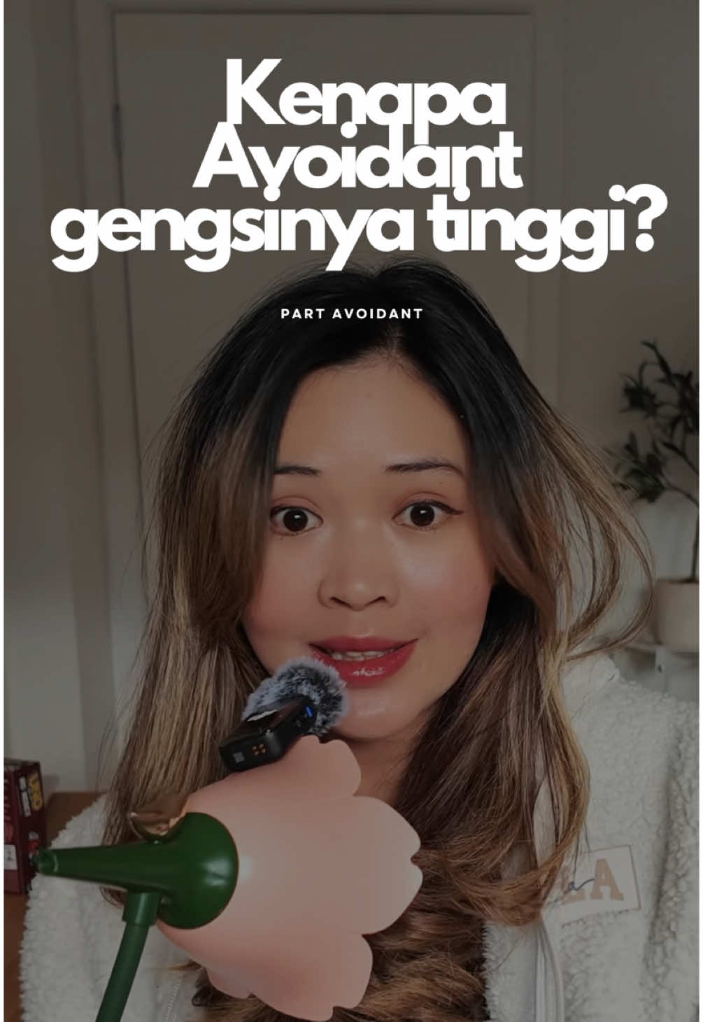 Gengsi tinggi bukan karena sombong. Kadang karena dulu… dia harus belajar kelihatan baik-baik aja, meski lagi hancur-hancurnya. #avoidantattachment #hubunganbingung #emosionalbanget #polaasuh 
