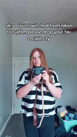 help a girl out!!!  #fujifilm #fujifilmxt30ii #camera #filmphotography 