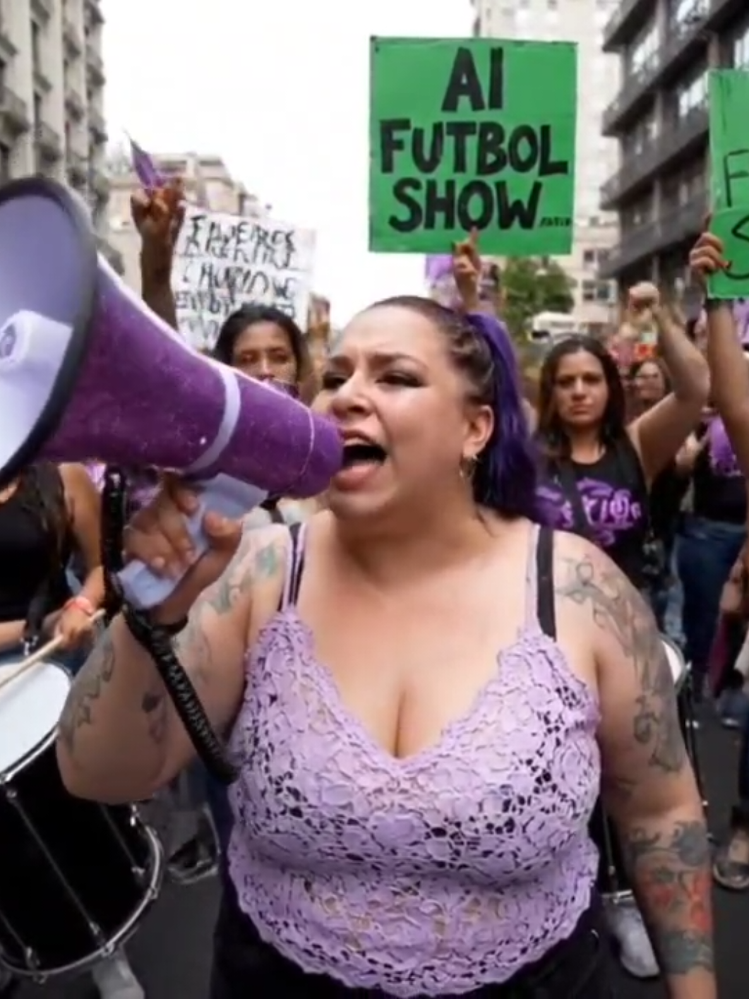 Yo soy un cerdo decente, no soy un puerco #niunaDIETAmas #marcha #megafono #feninista 