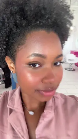 Pretty in pinkkk 🩷                                                                  .                                                 #blowout #silkpress @The Blowup Bar Htx 