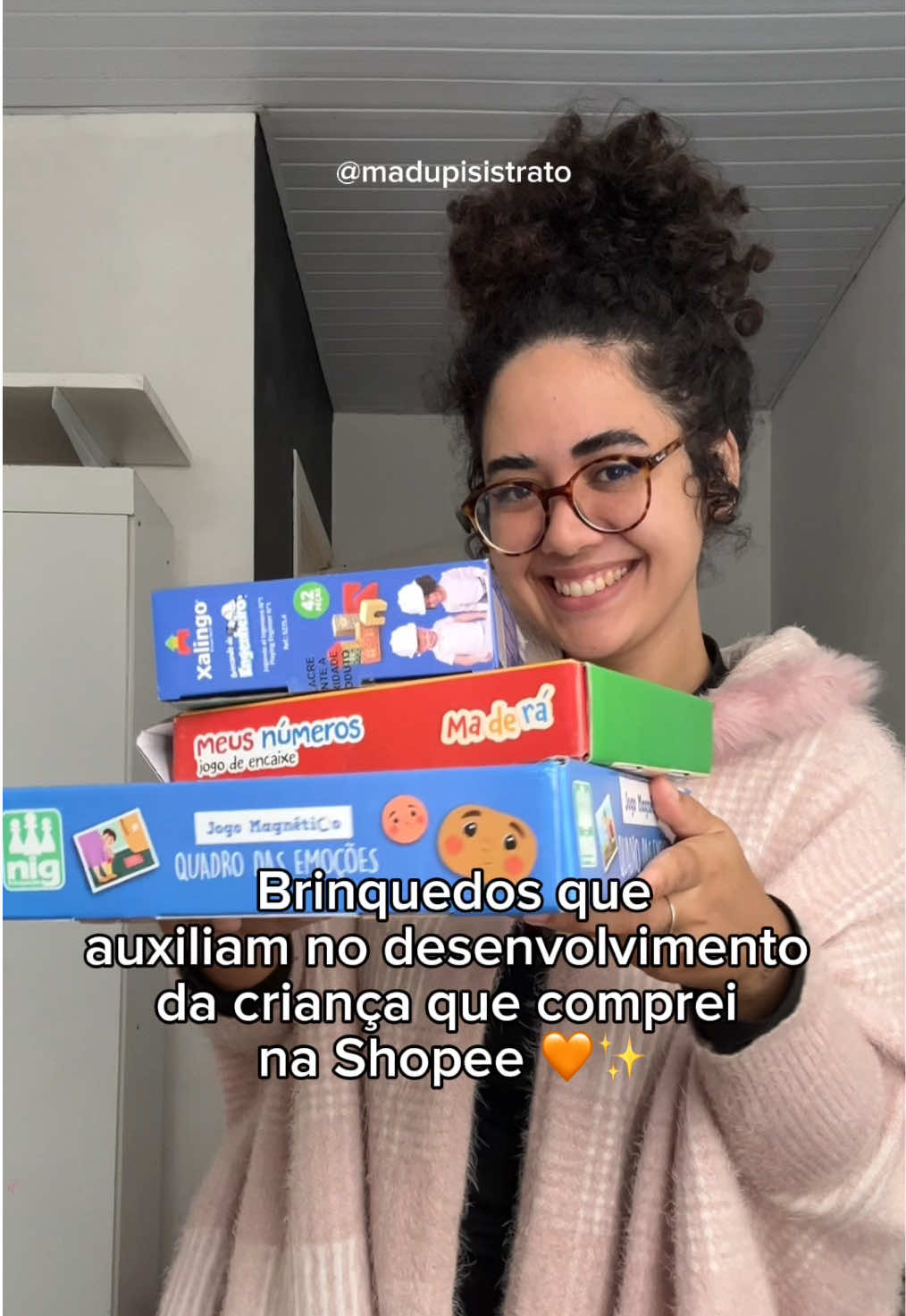 Brinquedos educativos pela Shopee 🧡✨  - #acheinashopee #shopeecreator #maternidade #brinquedoseducativos 