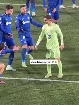 Como vocês mesmo falam, “parece um bando de criança” 😂❤️ #gavi #pedri #barcelona #viscabarca #humor 