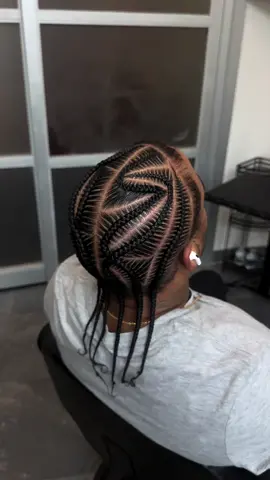 #baltimorebraider #baltimorehairstylist #dmvbraider #dmvhairstylist #texasbraider #texashairstylist #houstonbraider #houstonhairstylist #atlbraider #atlantahairstylist #miamibraider #floridabraider #inspo #hairinspo #newyorkbraider #labraider #chicagobraider #stitchbraids #knotless #braids #braidstyles #babyhairs #edgetamer #menbraids #mensstitchbraids #4chair  #stitchbraids #stitchbraidstyles