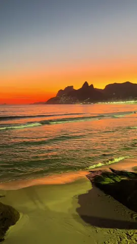 sunsets in rio de janeiro #sunset #riodejaneiro #brasil #colombia 