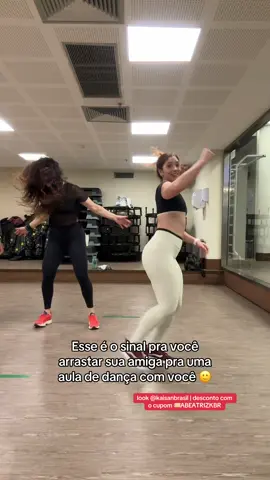 Kkkkkkkkk ja ri tanto vendo esse video