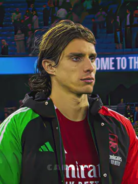 Riccardo Calafiori x Say So 💋 | Arsenal Edit | DO NOT OWN CLIPS *NO COPYRIGHT INTENDED* | @arsenal | #fyp #fypシ #foryoupage #arsenal #capcut #football #footballedit #footballtiktok #algorithm #footballvideo #blowthisupforme #footballfan 