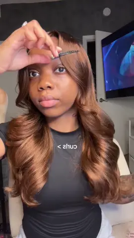 We love to see our girls slay—this install is everything! #edgesonfleek #wiginstalltutorial #wiginstall #lacewigs #wigslay #blackgirlluxury #chocolatehair #bodywavehair #fypage 
