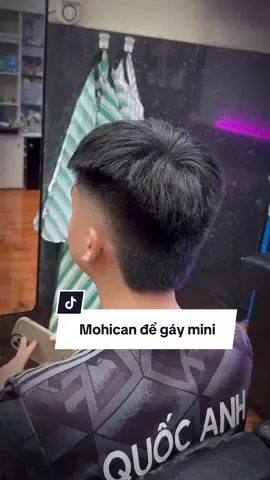Kiểu tóc Mohican để gáy đơn giản ngắn ngọn , ae hs đi học ko bị gank nha  #mohican #boypho✈️ #lehai98 