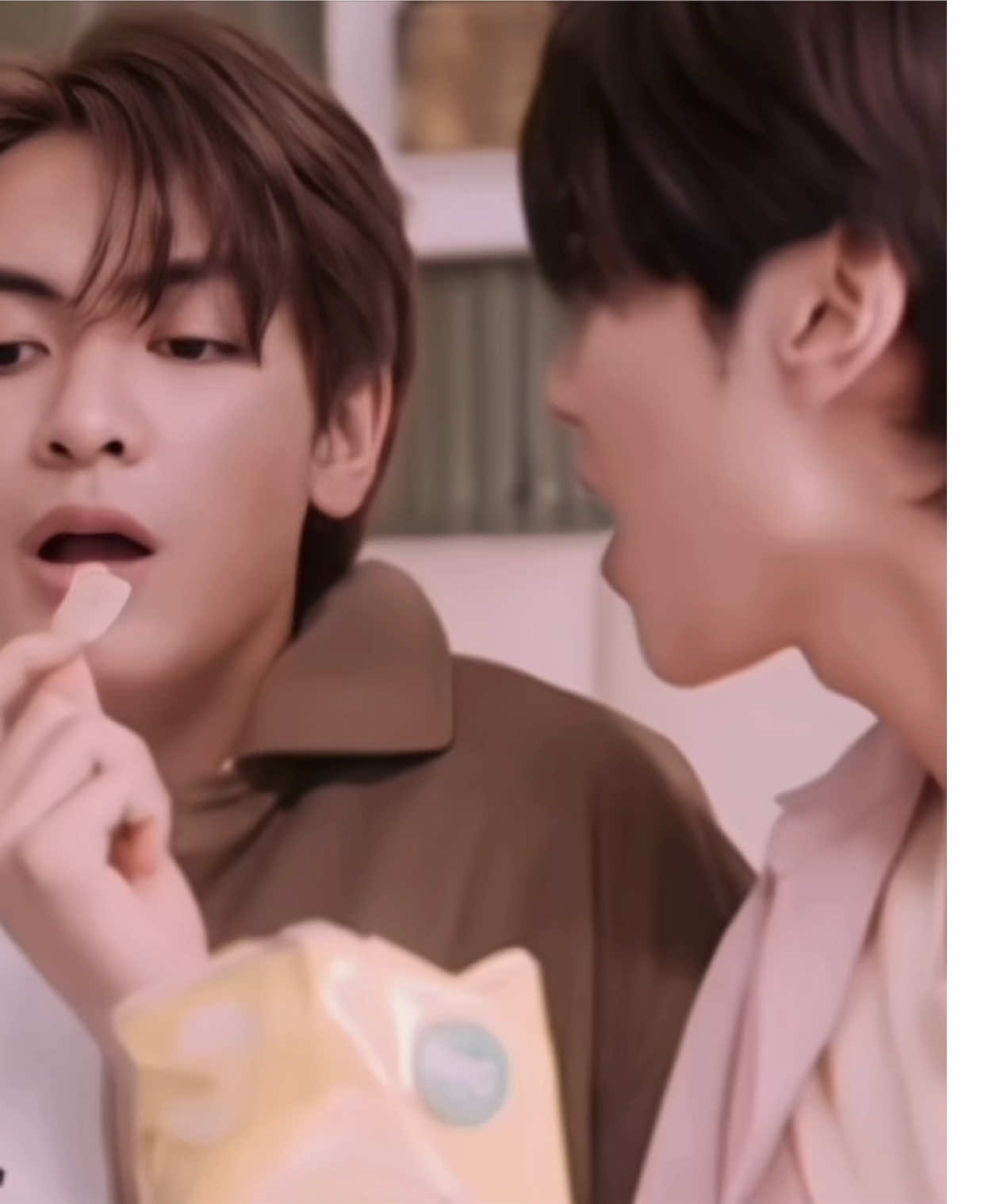 they are such cutie patooties🥹🎀 #starinmymind #joongarchen #dunknatachai #joongdunk #kluennuea #boyslove #joongdunkedit #fypシ゚viral #fypシ゚viral 