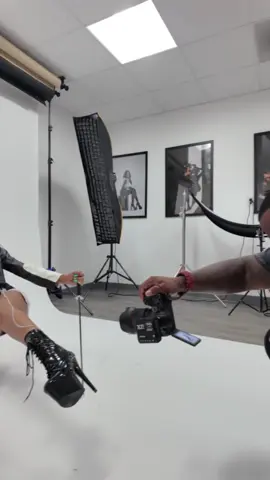 What you been waiting for?? Let’s create some magic 🙂‍↕️ • • #757tiktok #757photographer #757stylist #757hairstylist #hamptonroads 