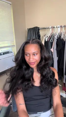 You can’t tell me this isn’t her natural hair blown out 😍 it came out so natural and pretty 🥹😍🥰☺️… #sewin #2partsewin #detroitstylist #middlepart #sidepart     AND SINCE WHEN YOU CQN ONLY USE 5 HASHTAGS???‼️⁉️