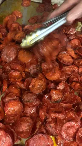 You hear the sizzle, then catch a whiff of that crispy pepperoni magic. 💥 It’s a whole mood at Big Al’s #fyp #BigAlsPizzeria #foodies 
