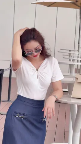 Chân váy bút chì hack dáng đỉnh cao. #OOTD #macdepmoingay 