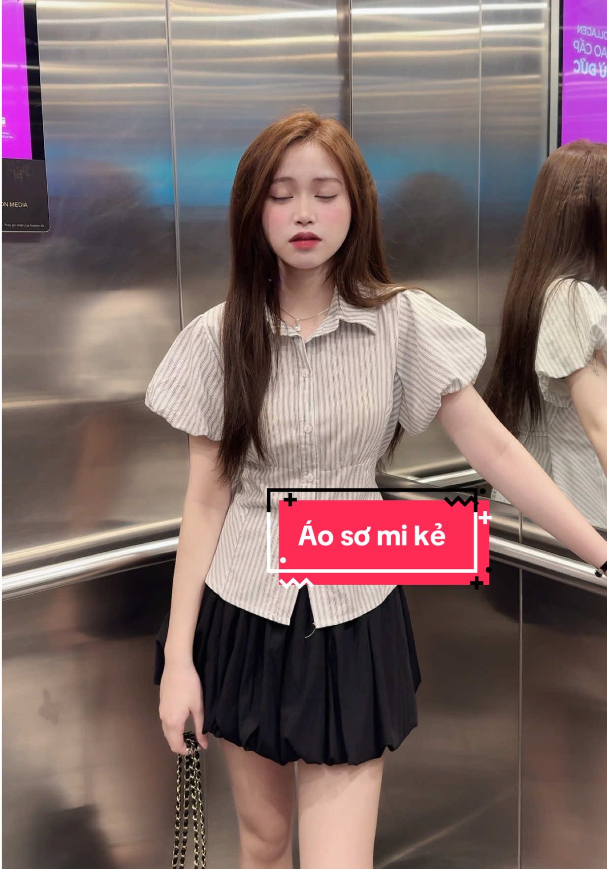 Áo kẻ tay phồng