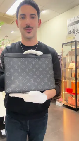 ✨LOUIS VUITTON✨ ▫️Pochette Voyage MM ▫️Monogram Eclipse  ▫️Made in France 🇫🇷  ▫️27 x 21 x 6 cm (L x H x W) ▫️Includes: Dust Bag & Carry Bag  ▫️Our Price $1,100 AUD  ▫️Lay-by Available (Interest & Fee Free Terms)  ▫️Excellent Condition - See Website for Details  ▫️Authenticity Guarantee  Available online now at www.openvault.com.au (link in bio) or visit us in store 7 days a week! 86 Station St, Sandringham 3191  • • • • Disclaimer: Open Vault is an independent seller of pre-owned authentic items and are not associated or affiliated with the advertised brand. All copyrights are reserved to the original holder. #louisvuitton #monogrameclipse #pochette #voyage #louisvuittonbag        