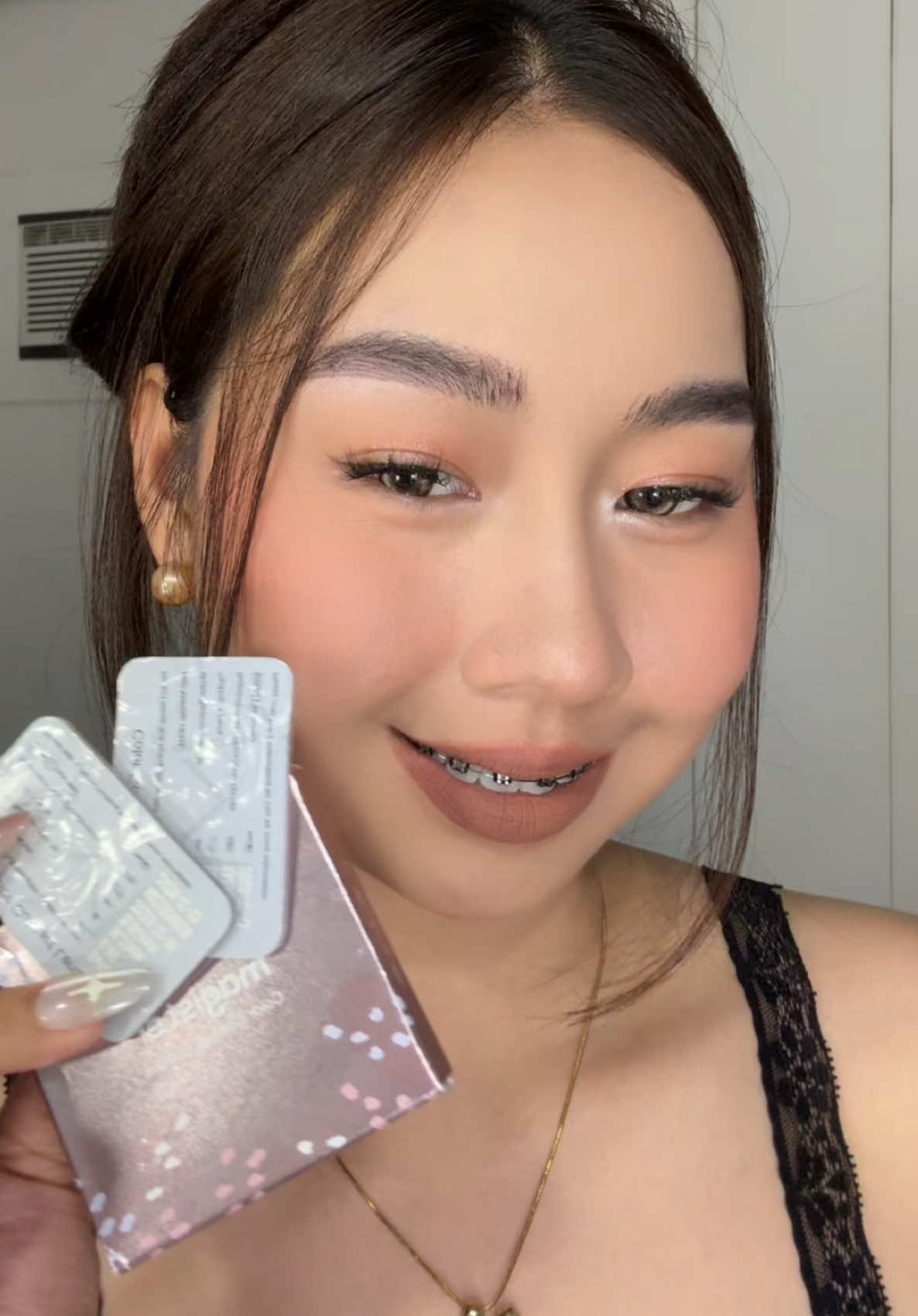 Comfy and natural looking contact lens from @Magister PH Store  #magister #flarecolor #contactlens #dalicense #fdaregistered @Magister Contact lens @ChicPeekEyes  