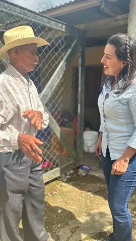 A 15 días de su solicitud estamos cumpliéndole con más a la comunidad de Naranjo sur ( arriba de La Pita #papialaordenpresidente  #kenyaalcaldesa #elprogreso #hechosnopalabras 