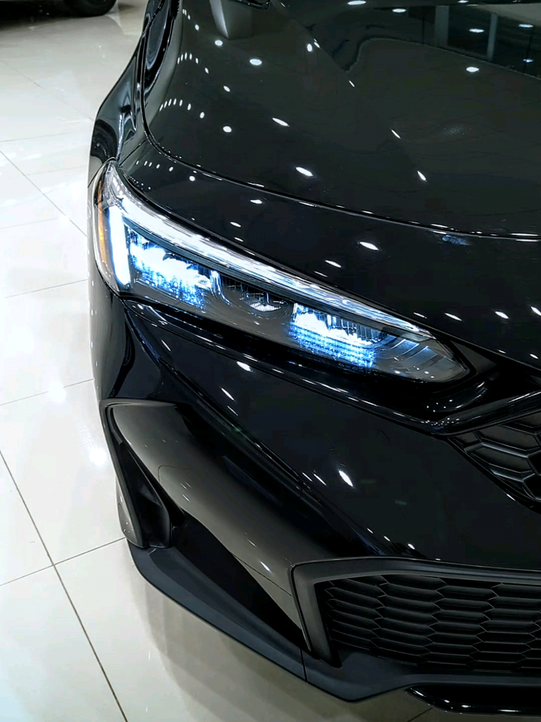 ⚡Deportivo por fuera, inteligente por dentro⚡ Así es el #HondaCivic Sport Híbrido 2025: un híbrido que no sacrifica potencia ni estilo🔥🚀 ¿Listo para cambiar la forma en que manejas? 🚗🌿 Ven y MANÉJALO tú mismo 🤩📞 55 43 17 09 09 ¡Te esperamos en #HondaZaragoza! 😉 #Civic #CivicHíbrido #CivicSport #HondaStyle #HondaExperience #AutoLovers #CivicVibes #CarTok #AutoDeportivo #fyp #foryoupage #fypシ゚ #videoviral #viralvideos